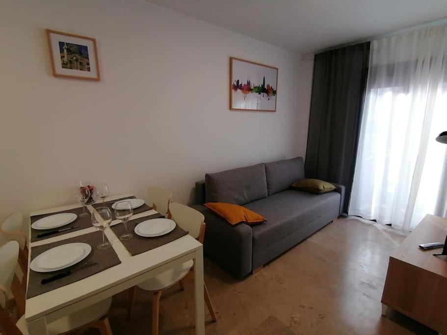 Piso Pl 2B, 20Min Plaza Cataluna Sant Adria de Besos Exterior photo