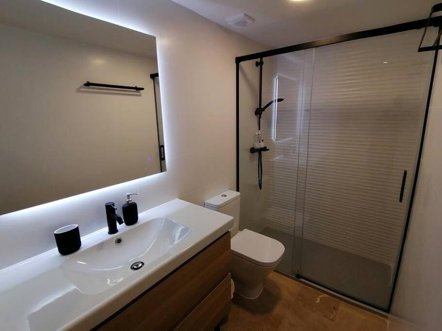 Piso Pl 2B, 20Min Plaza Cataluna Sant Adria de Besos Exterior photo